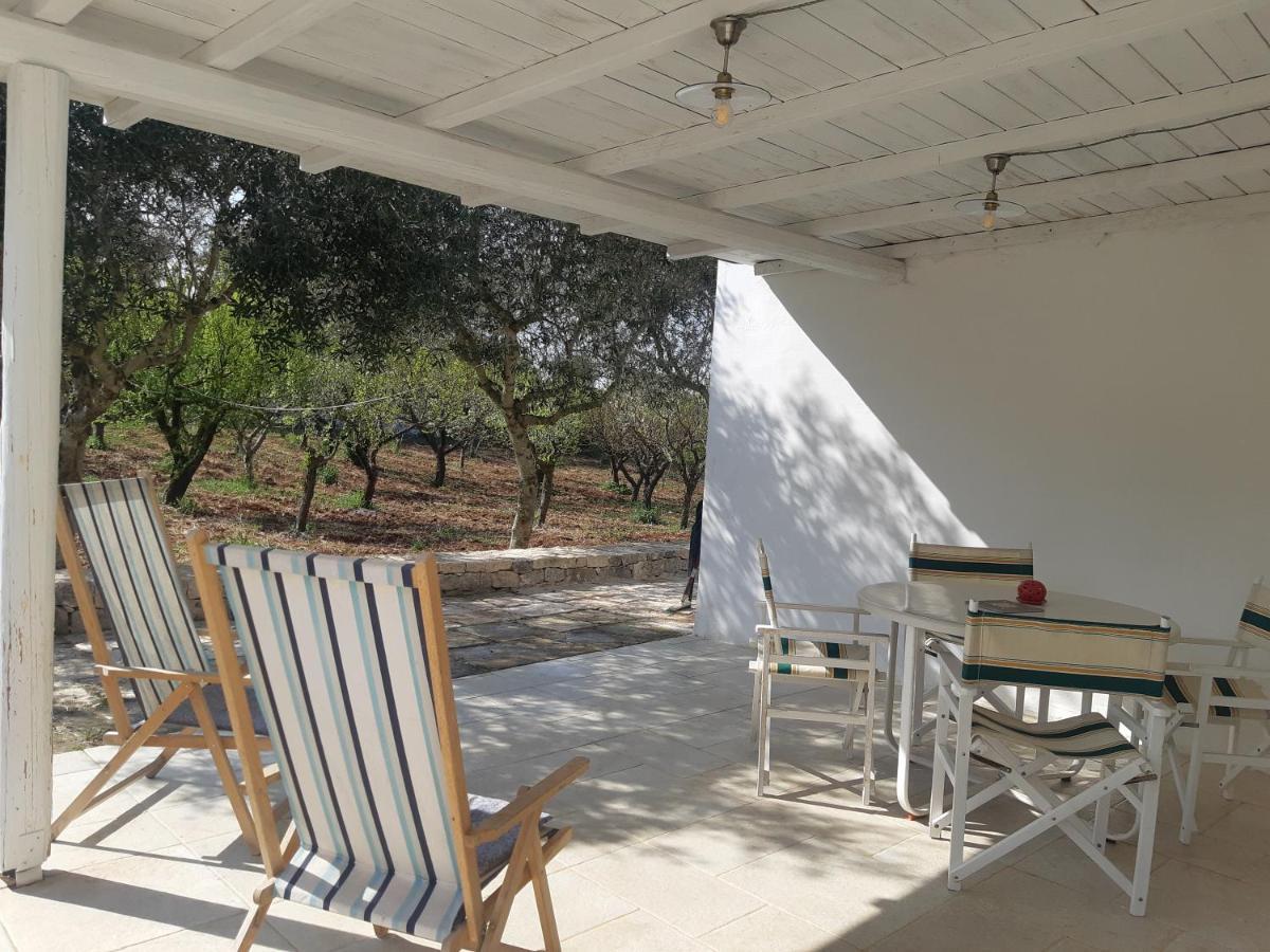 Il Trullo Bianco A Masseria Santalachicca Masseria Orimini Eksteriør billede
